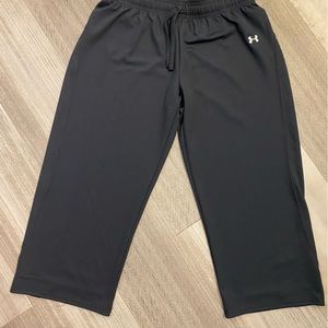 Under armour wide leg capri pants